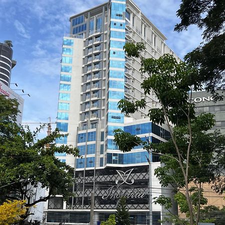 Hola! Condotel @ Inspiria Davao Экстерьер фото