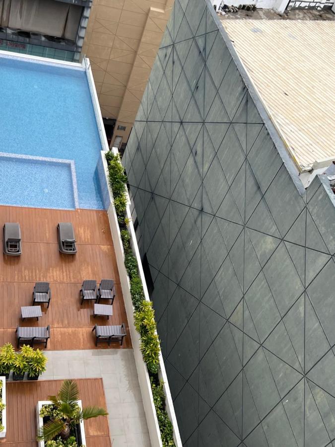 Hola! Condotel @ Inspiria Davao Экстерьер фото